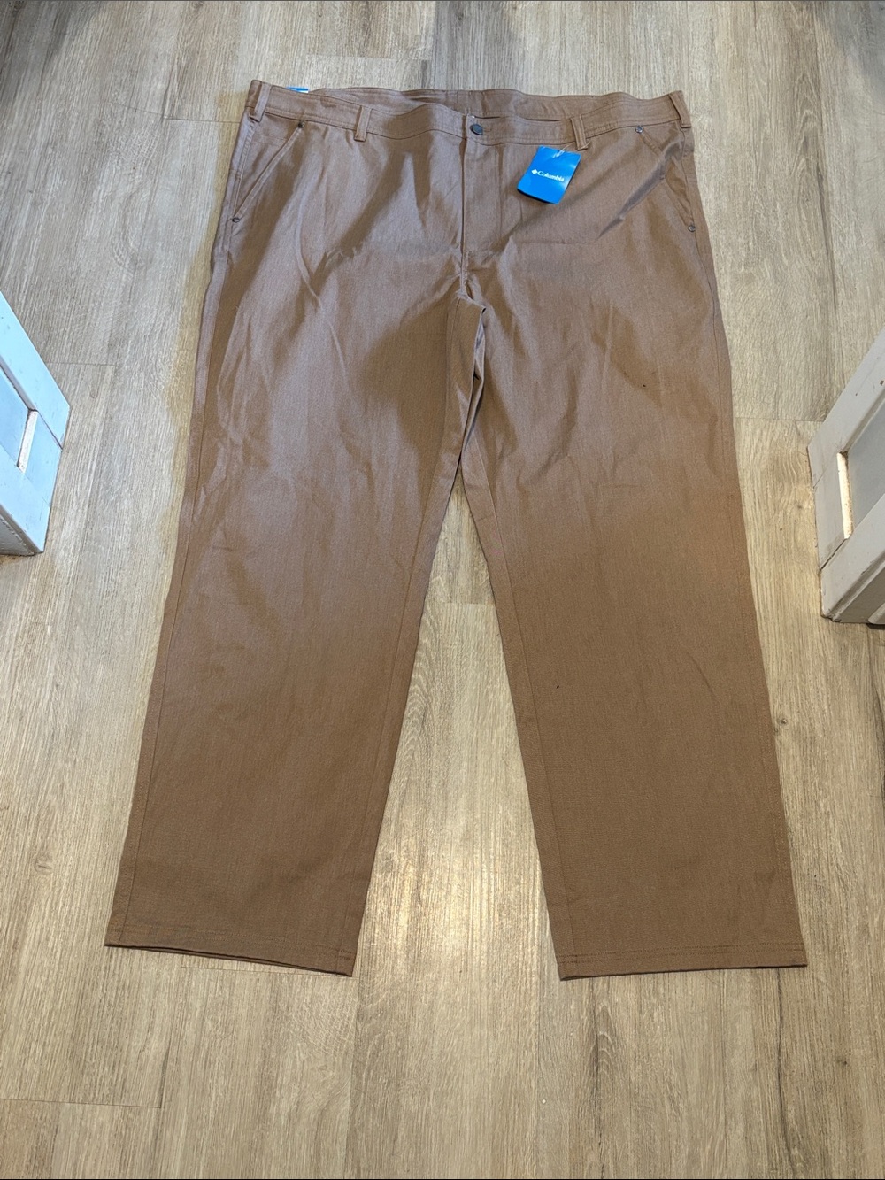 Columbia Men's Tan Straight-Leg‎ Chinos
